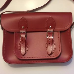 Classic Satchel in Leather - Red